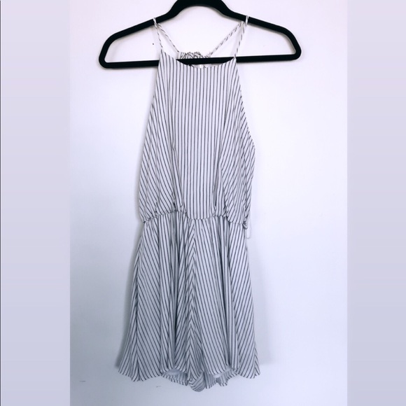 Pinstriped Romper from Hawaiian Boutique - Picture 2 of 3